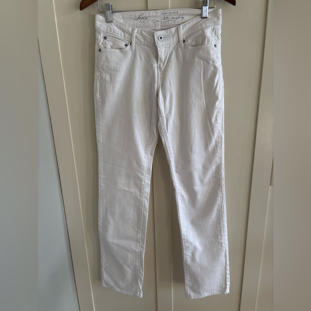 Levi’s Demi Curve Straight Leg Jean